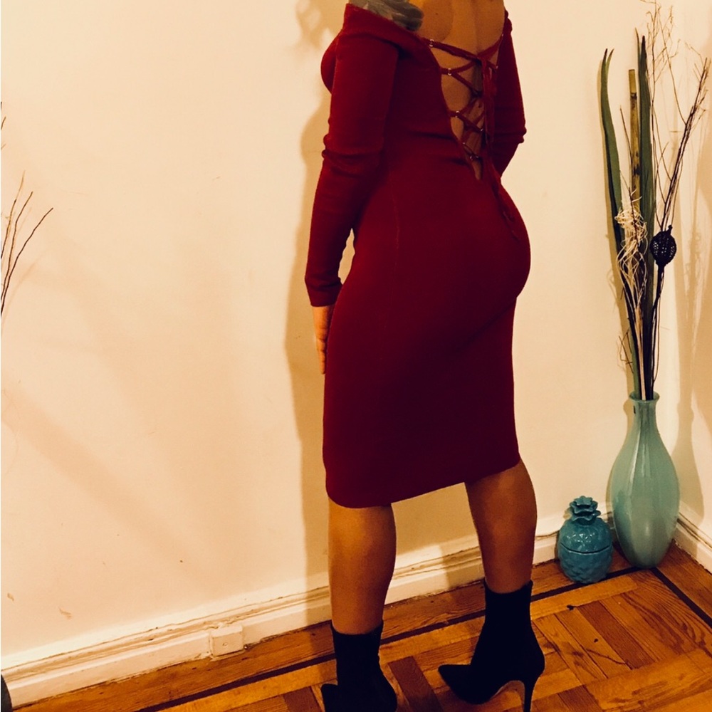 Burgundy knit midi dress